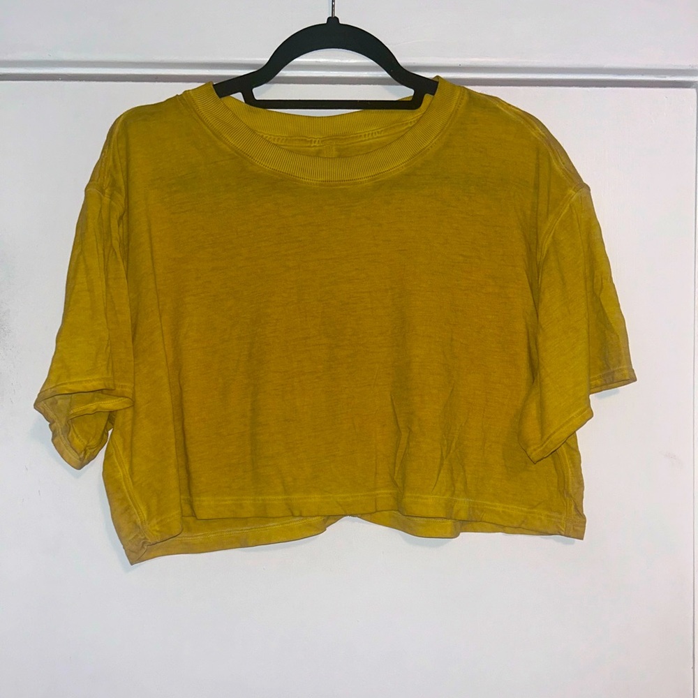 Lululemon Cropped Tee
